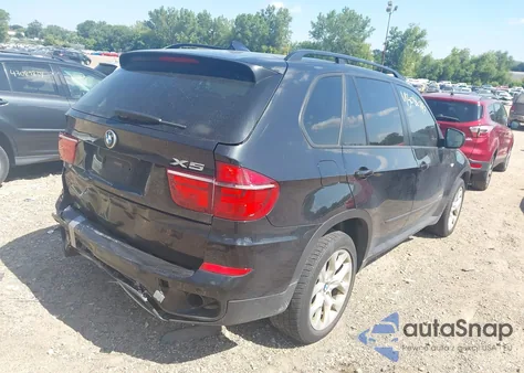 2013 BMW X5 xDrive35I/xDrive35I Premium/xDrive35I Sport Activity z USA, uszkodzony, nr VIN 5UXZV4C5XD0B02811